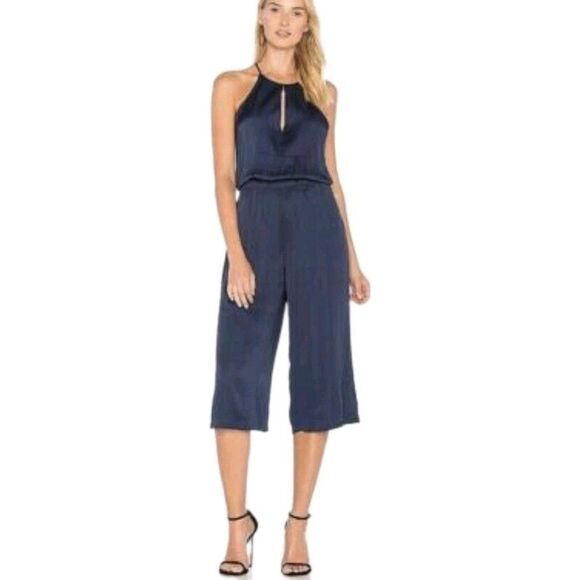 BCBGMAXAZRIA Pants - BCBGMAXAZRIA Navy Blue Wide Leg Halter Jumpsuit Keyhole Womens M EUC